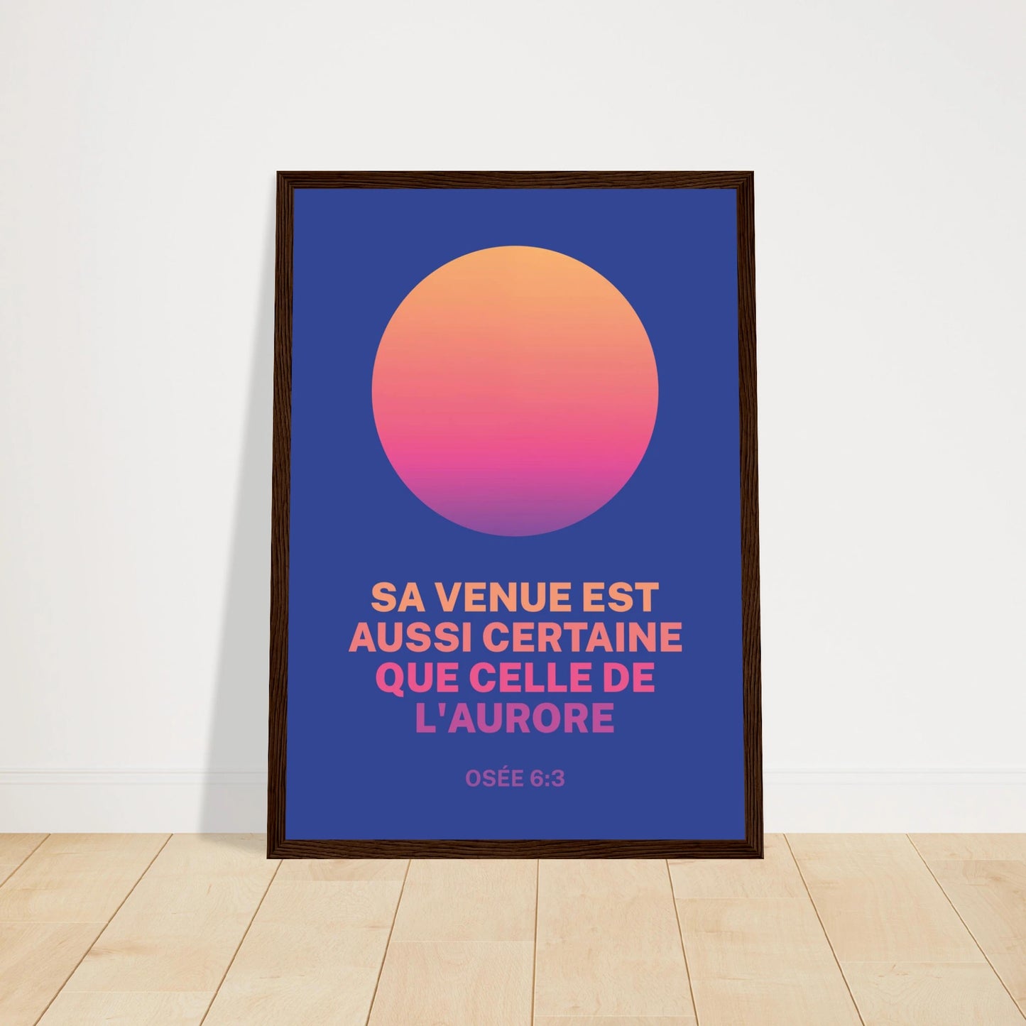 Poster chrétien premium encadré « Osée 6:3 » plan rapproché A3 cadre bois foncé