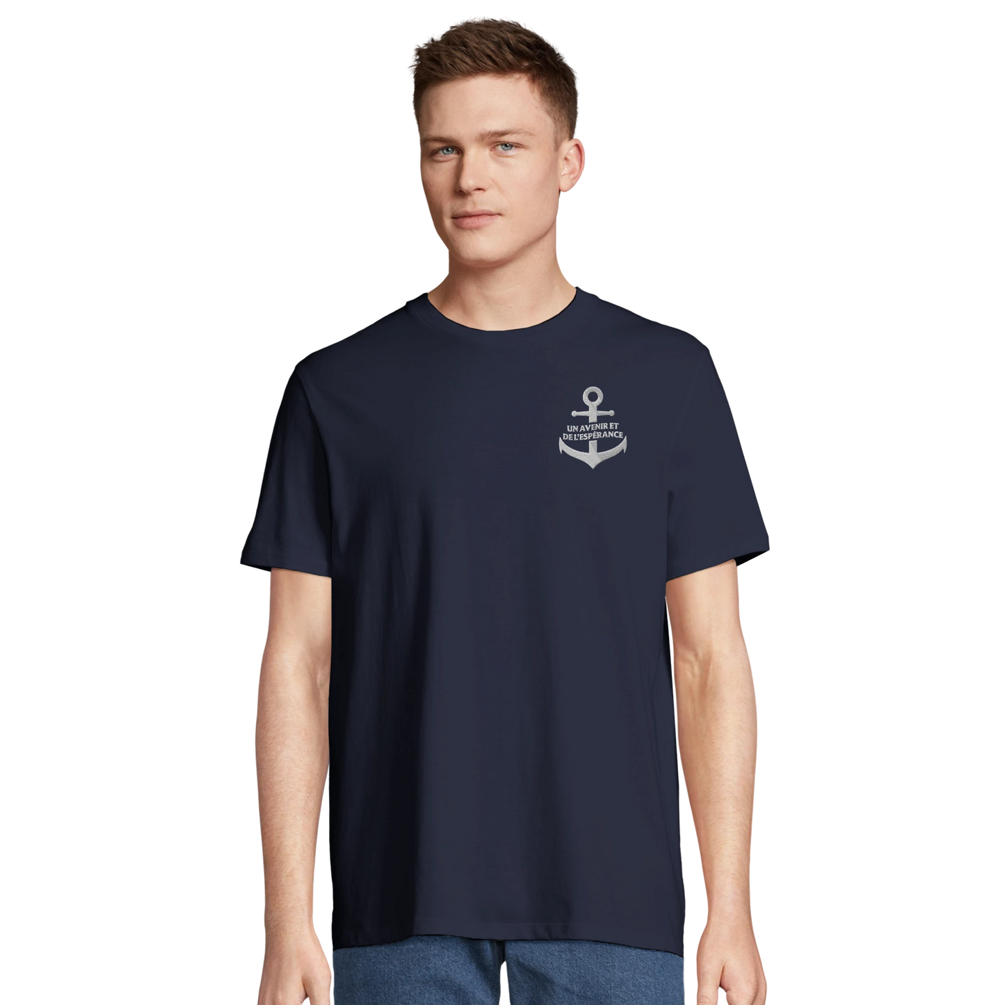 T-shirt chrétien homme brodé en coton bio « Jérémie 29:11 » bleu marine face